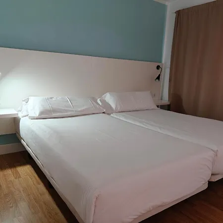 Aparthotel San Marcial 3*